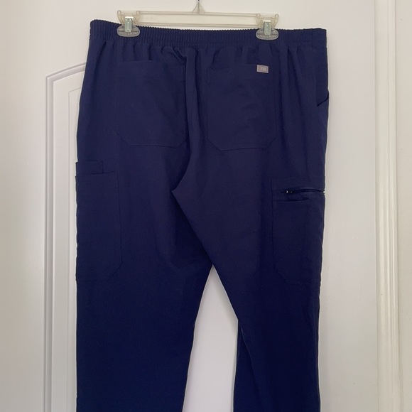 Figs Pisco Navy Blue Scrub Pants Sz L - Picture 9 of 10